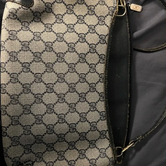 CLASSIC GUCCI monogram CROSSBODY